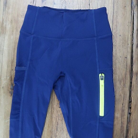FABLETICS MOTION 365 NAVY BLUE LEGGINGS WITH YELLOW CONTRASTING ZIPPERS SIZE XS - Picture 5 of 11